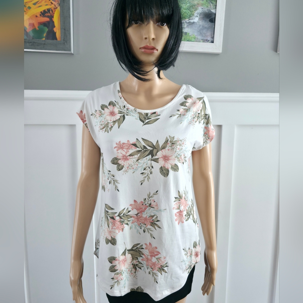 2/20$ Ardene Pastel Floral Top, Soft Girl / Coquette Aesthetic - size L - Picture 2 of 13